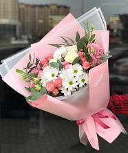 Букет цветов из:  Розы, Лизиантусы и Хризантемы в Новомарьевской