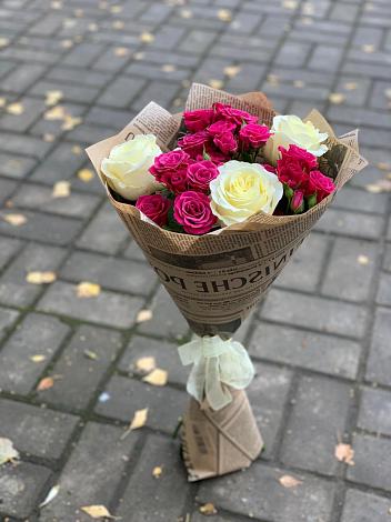 Букет цветов из: Розы в Новомарьевской